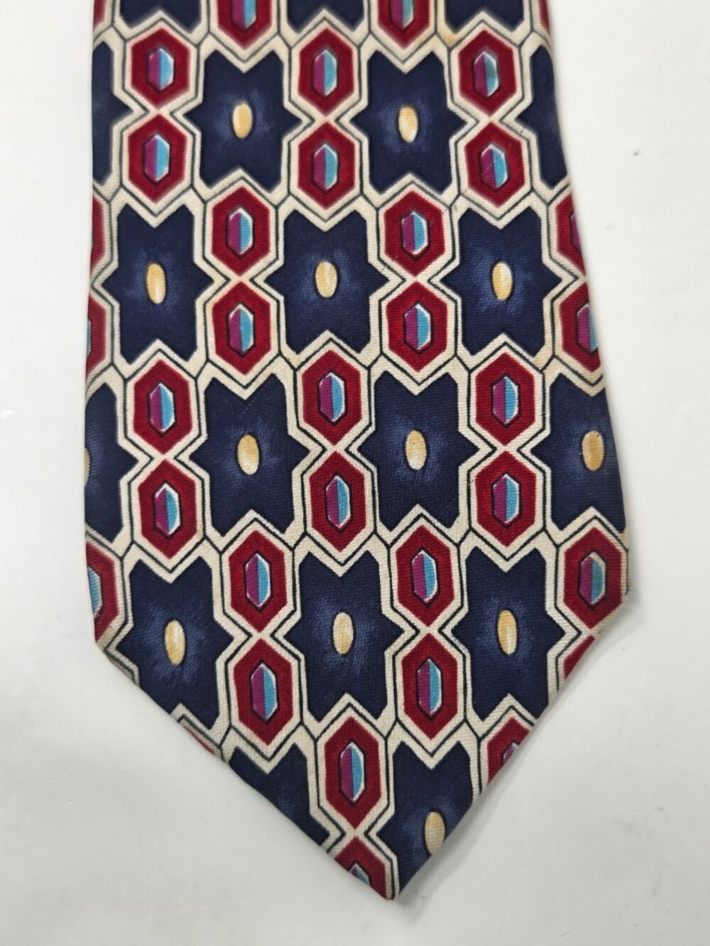 Vintage 100% Silk Necktie Blue Burgundy Geometric Hexagon Pattern Mens Tie